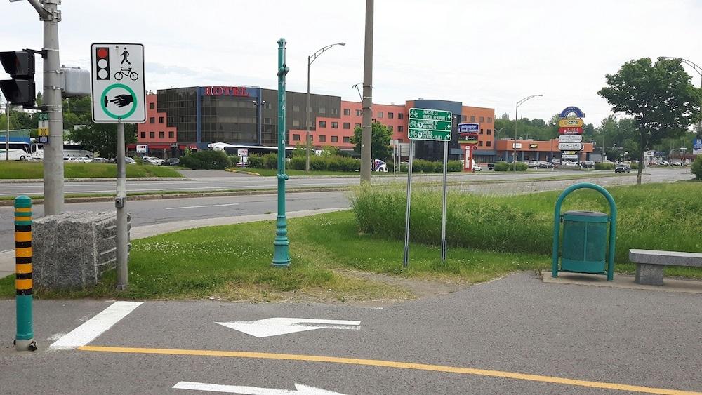 Hotel Ambassadeur Et Suites Québec Esterno foto