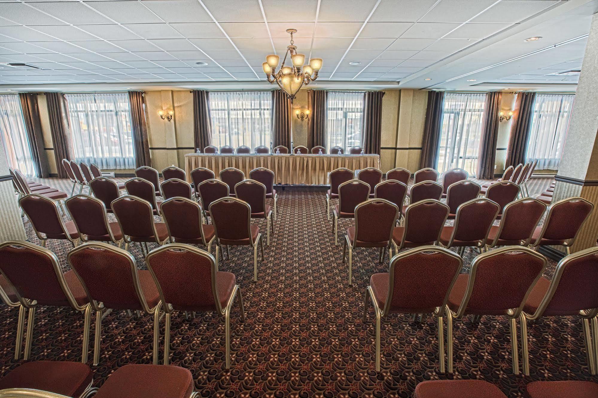 Hotel Ambassadeur Et Suites Québec Esterno foto